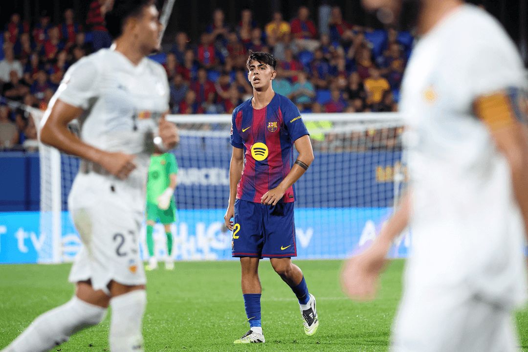 برشلونة يجدد عقد مارك بيرنال حتى عام 2029